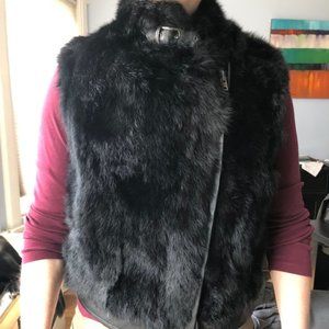 NWOT Saks Fifth Ave Beautiful Black Fur Vest